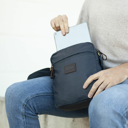 ΑΝΔΡΙΚΌ ΤΣΑΝΤΆΚΙ ΏΜΟΥ LOIS ΜΠΛΕ 307819-02